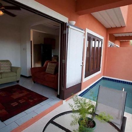 Augusta'S Apartments Rodney Bay Экстерьер фото