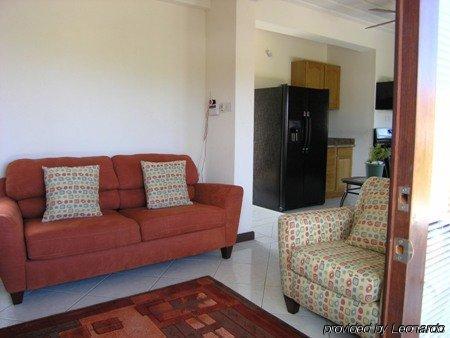 Augusta'S Apartments Rodney Bay Экстерьер фото