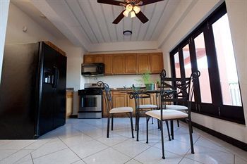 Augusta'S Apartments Rodney Bay Экстерьер фото