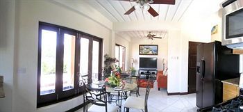 Augusta'S Apartments Rodney Bay Экстерьер фото